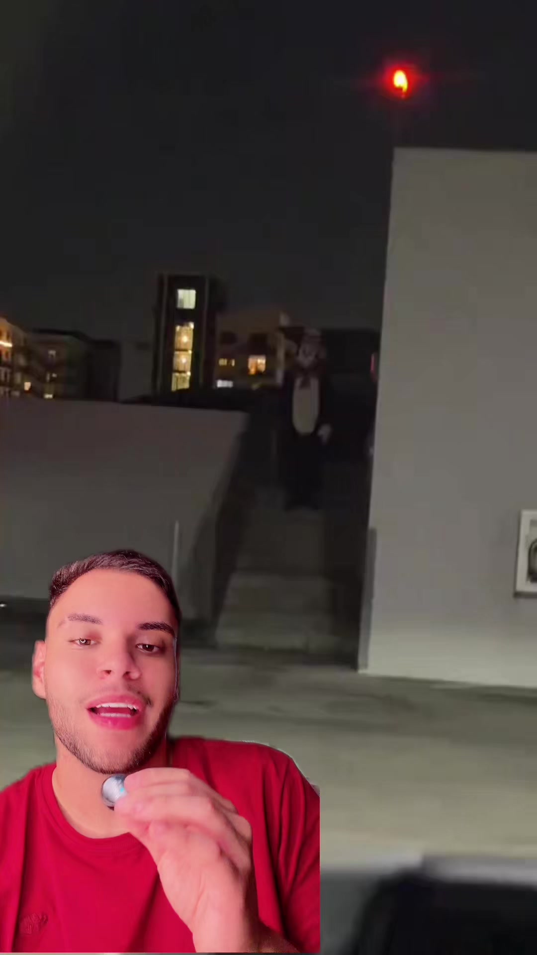 @Victorioso