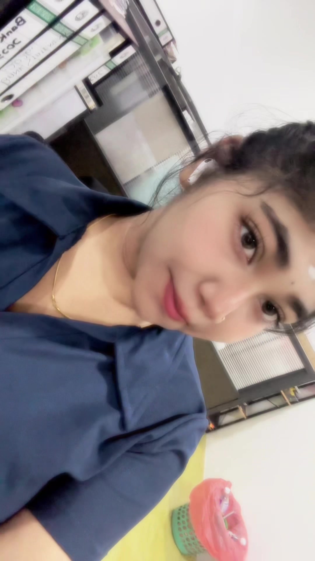 @~ ๐ฆ .