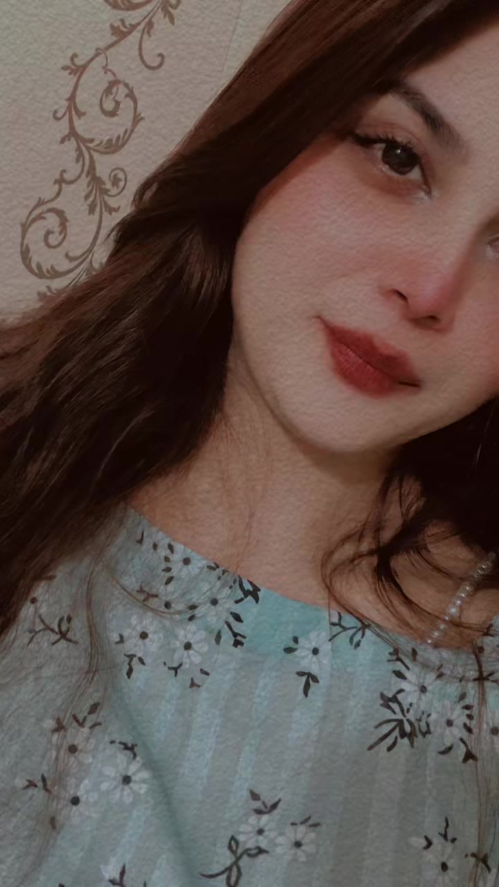 @Emaan🕊️✨