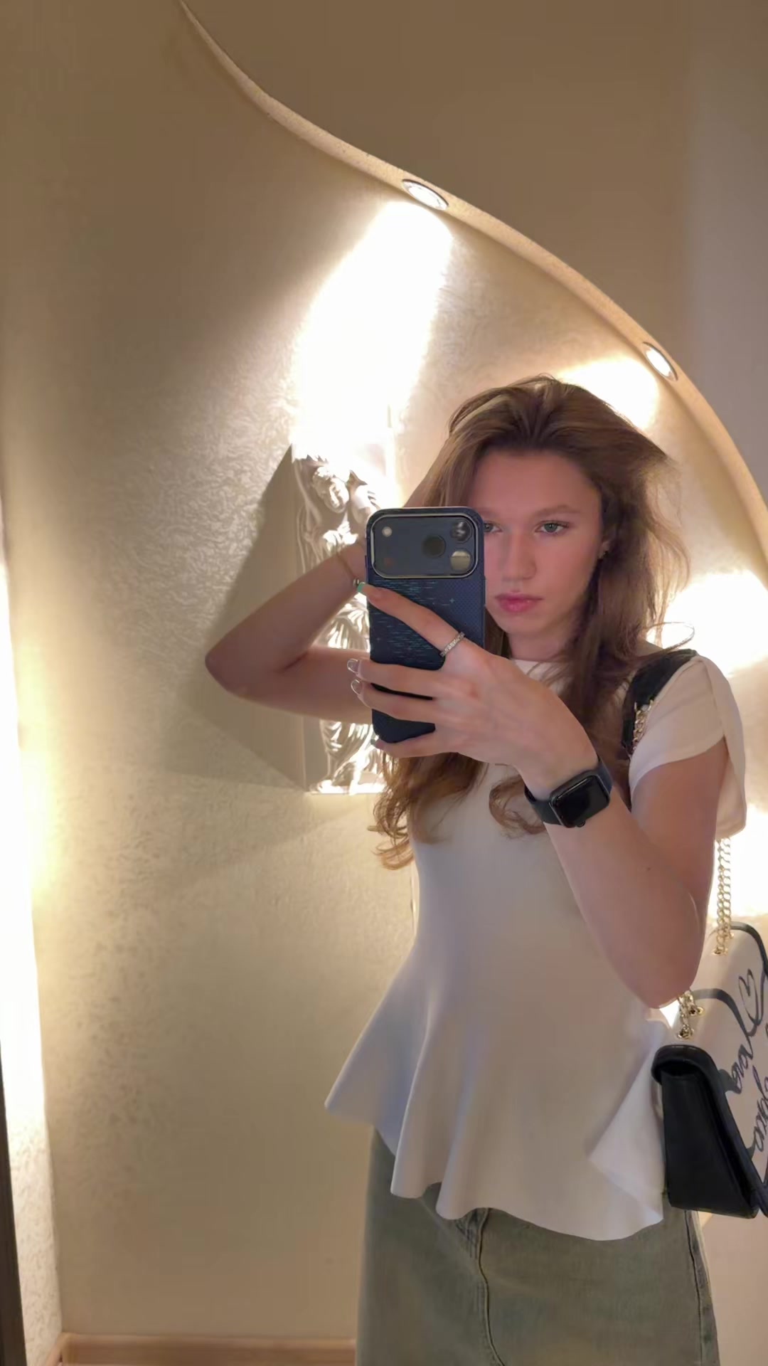 @тгк: hello diqsew