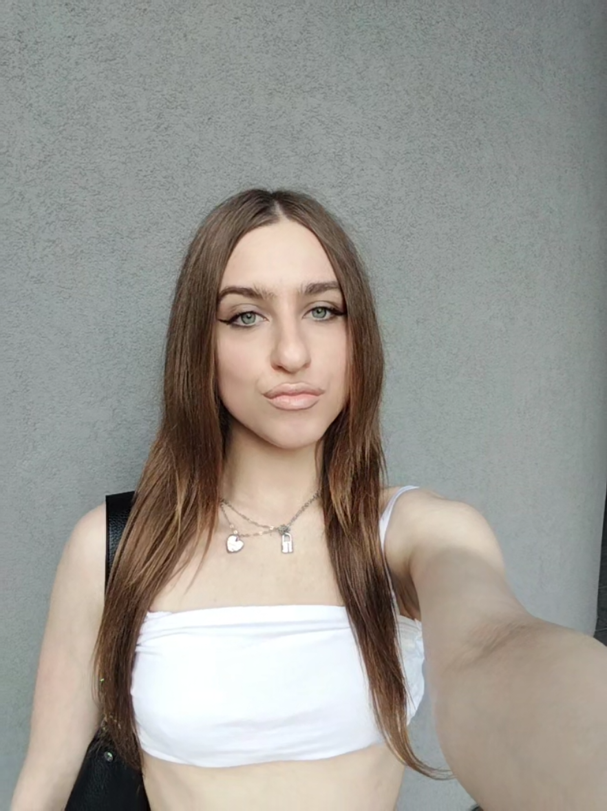 @_sofia.swan_
