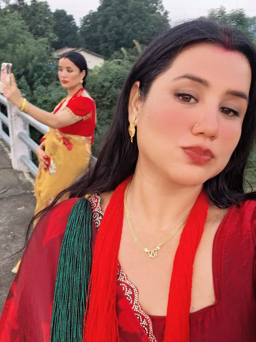 @Cheena Thapa 567