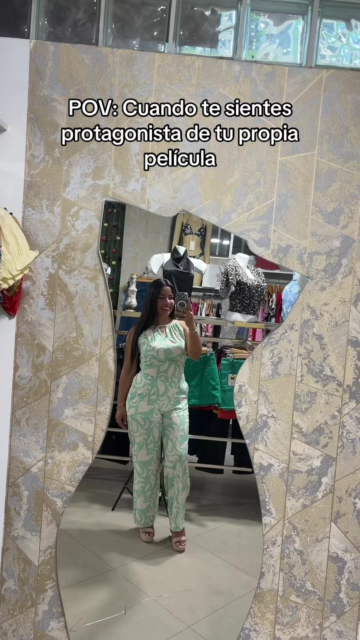 @criss closet-boutique