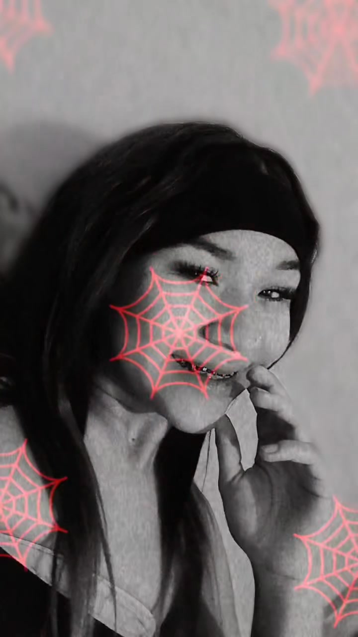 @Valentina...