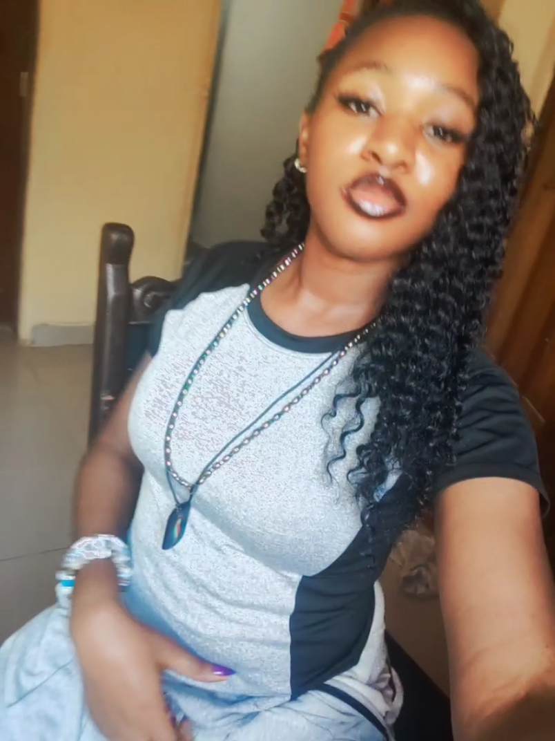 @Taraa💋
