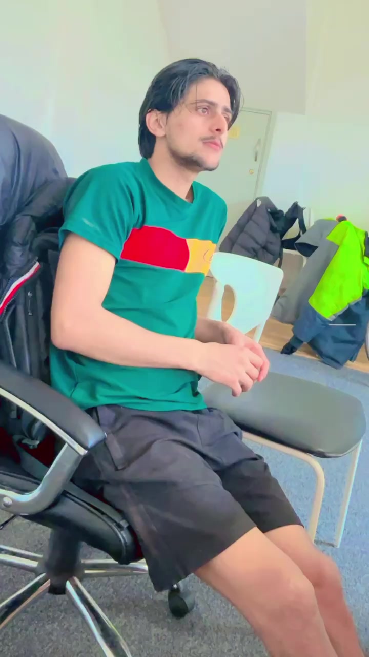 @عدیل گورایہ 🇬🇧