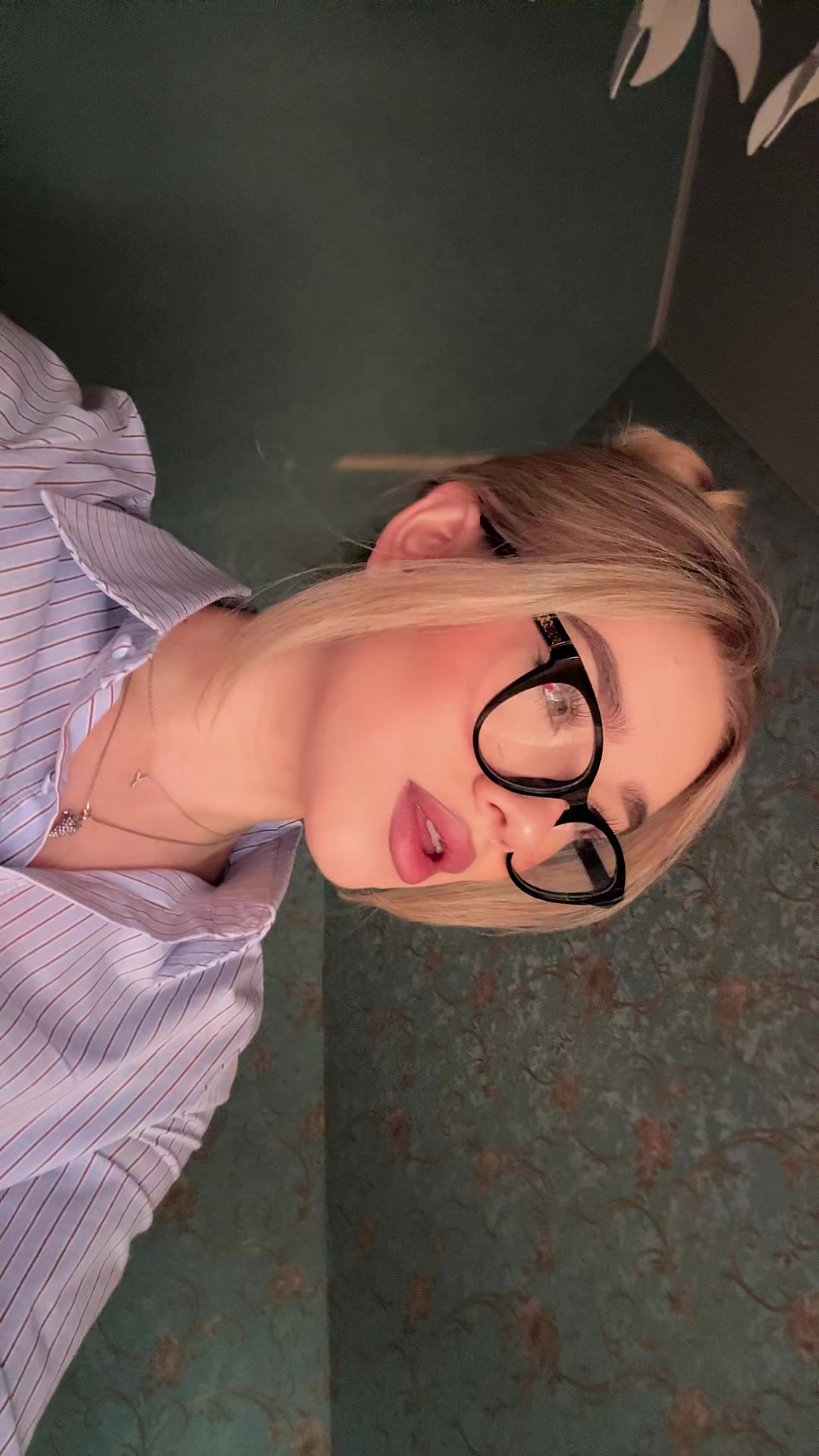 @Yana🦋