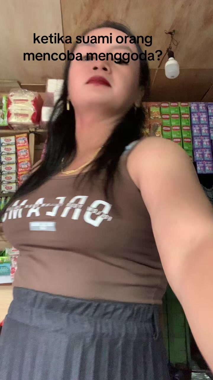 @Risnawathyy