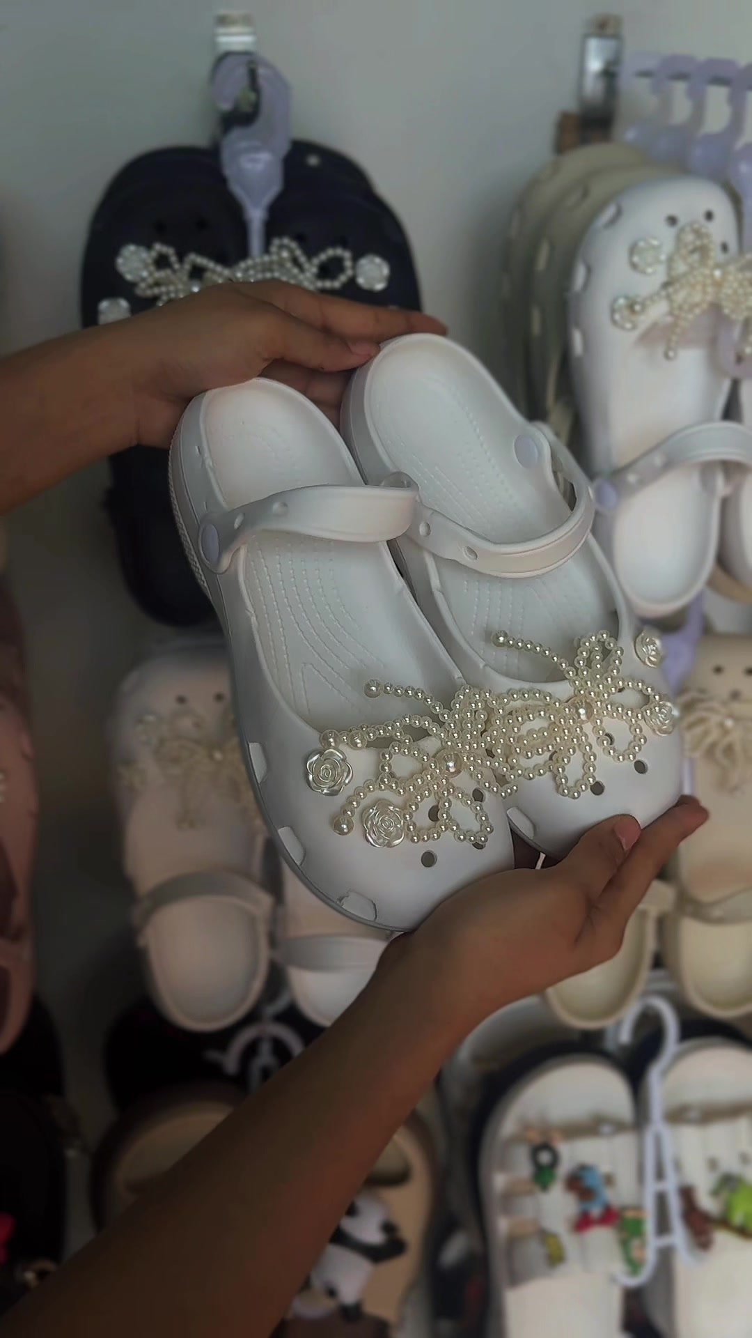 @Cherry Shoe Store