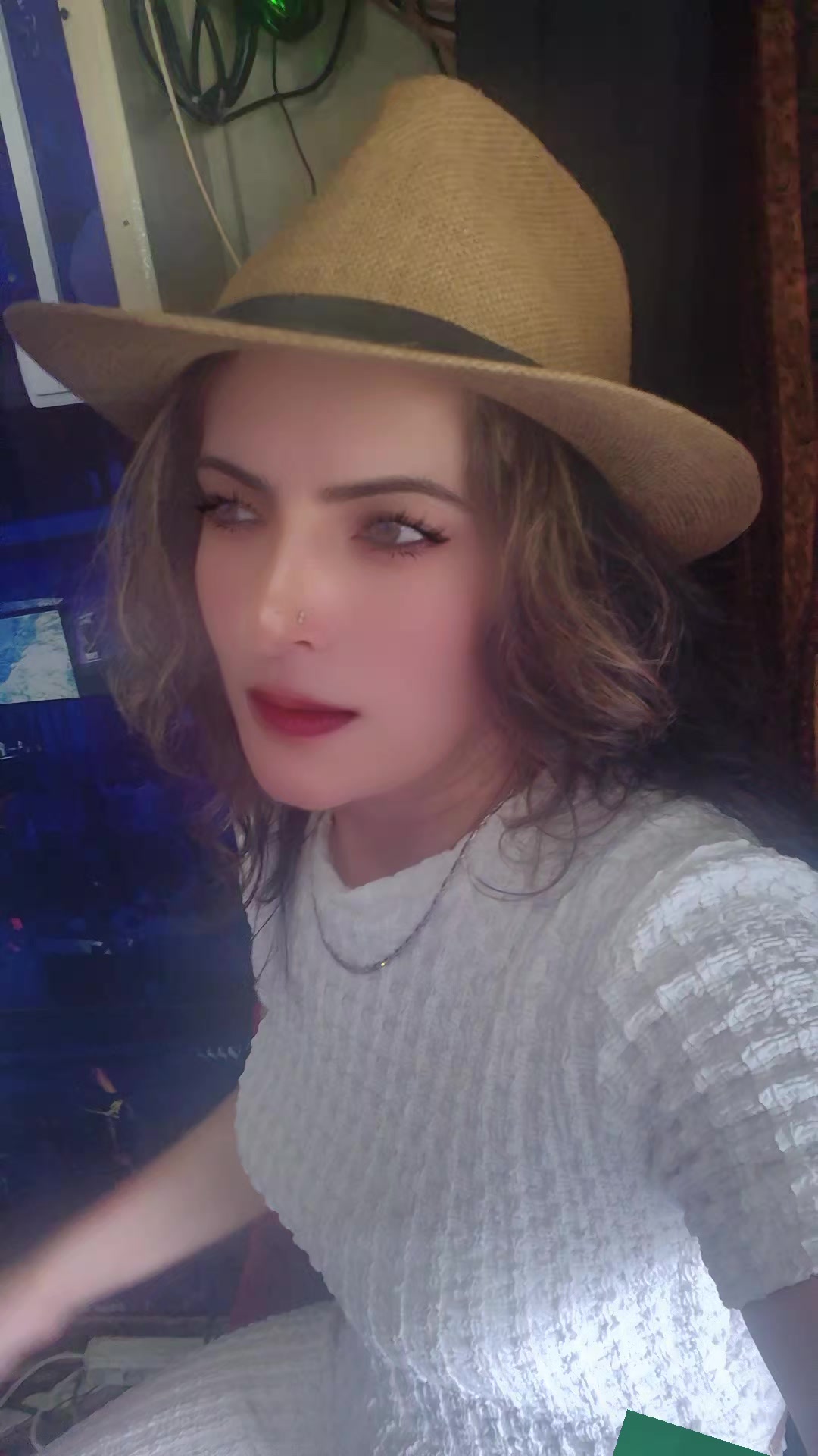 @yasemin
