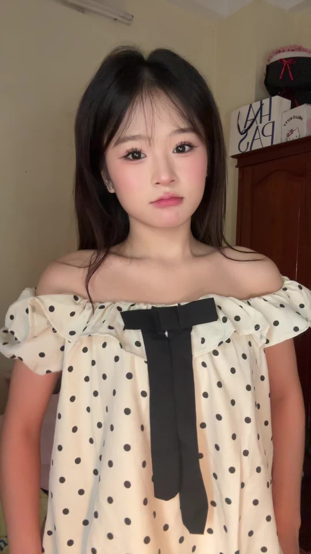 @Uni