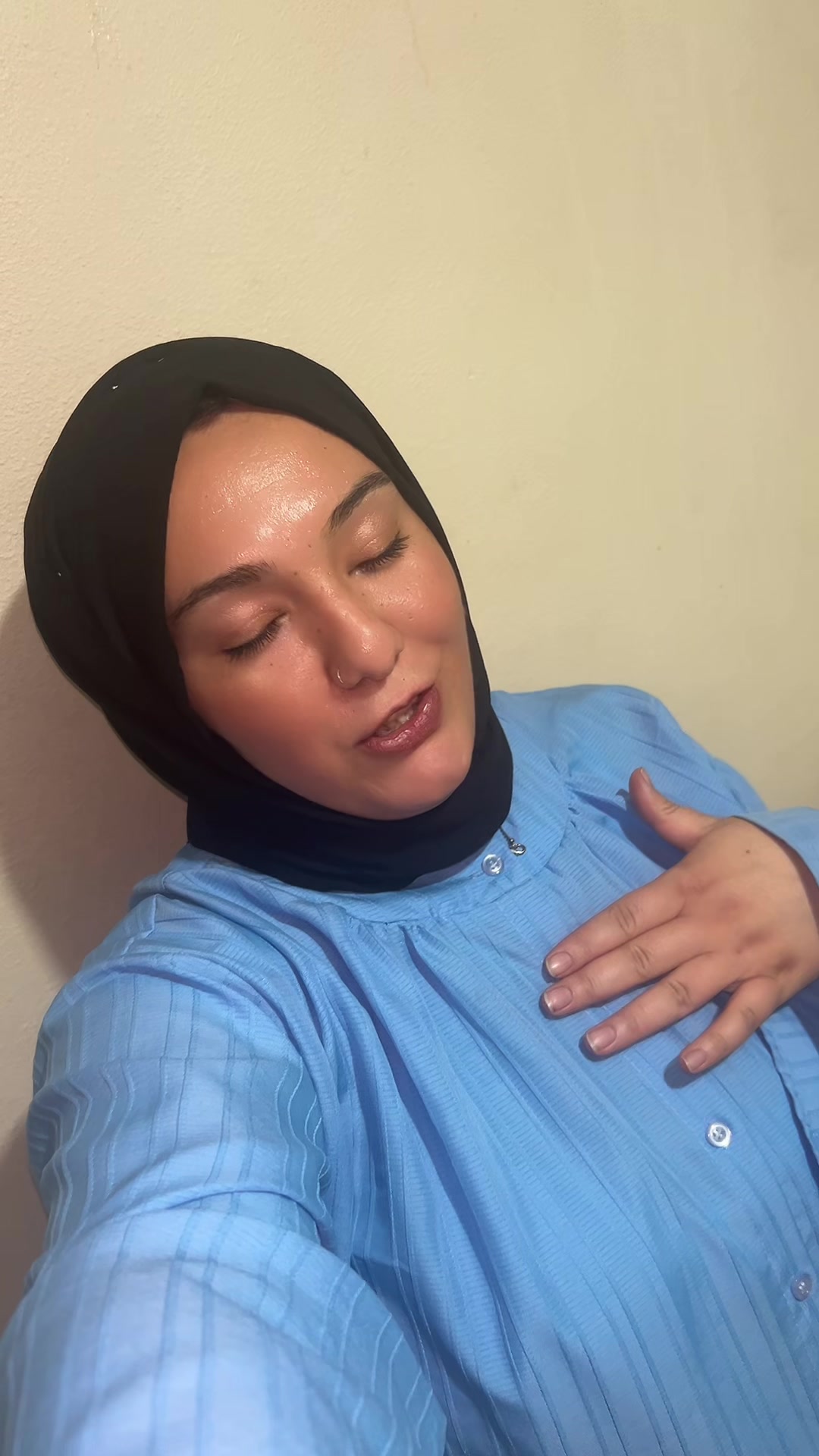 @Azizeakalın