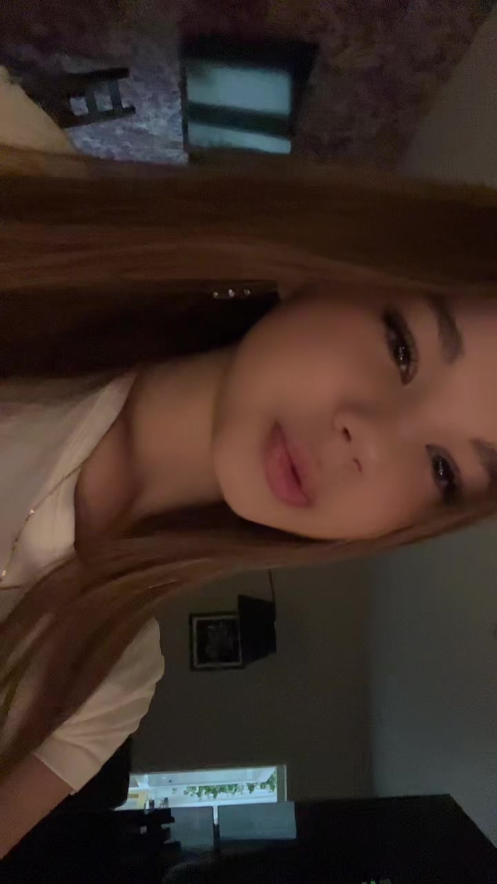 @Vikks💋