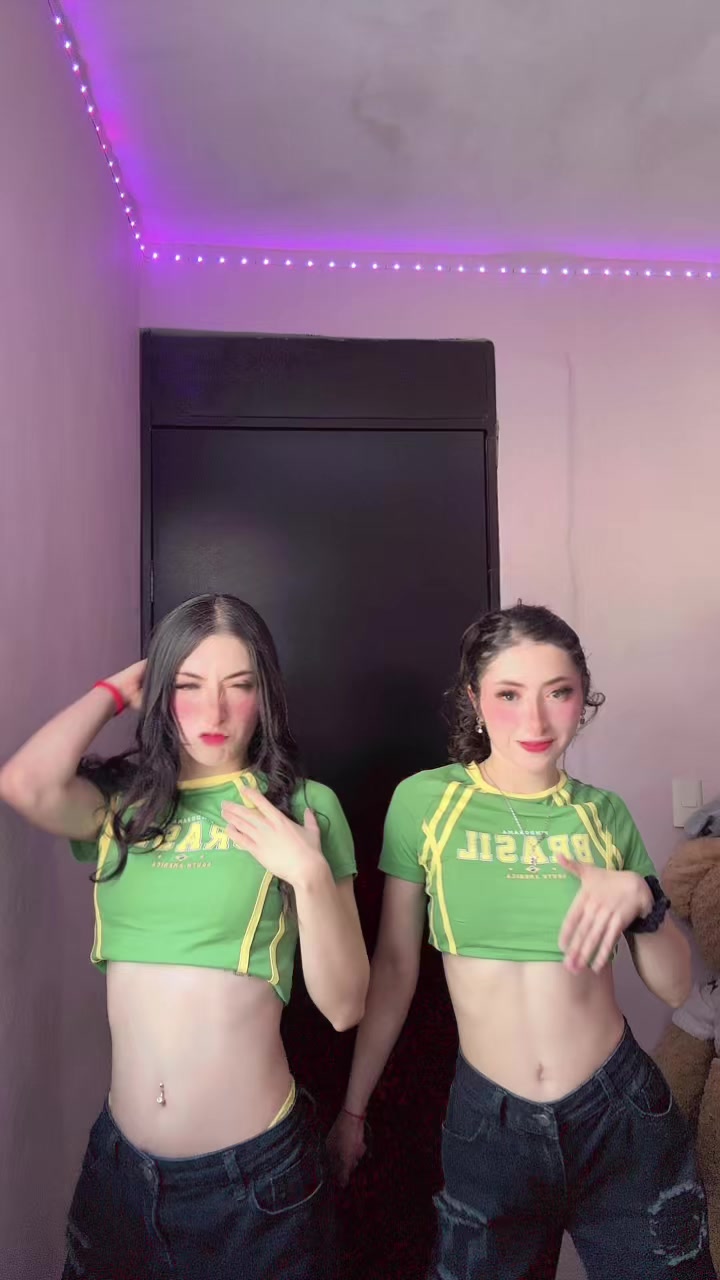 @Mellydanny