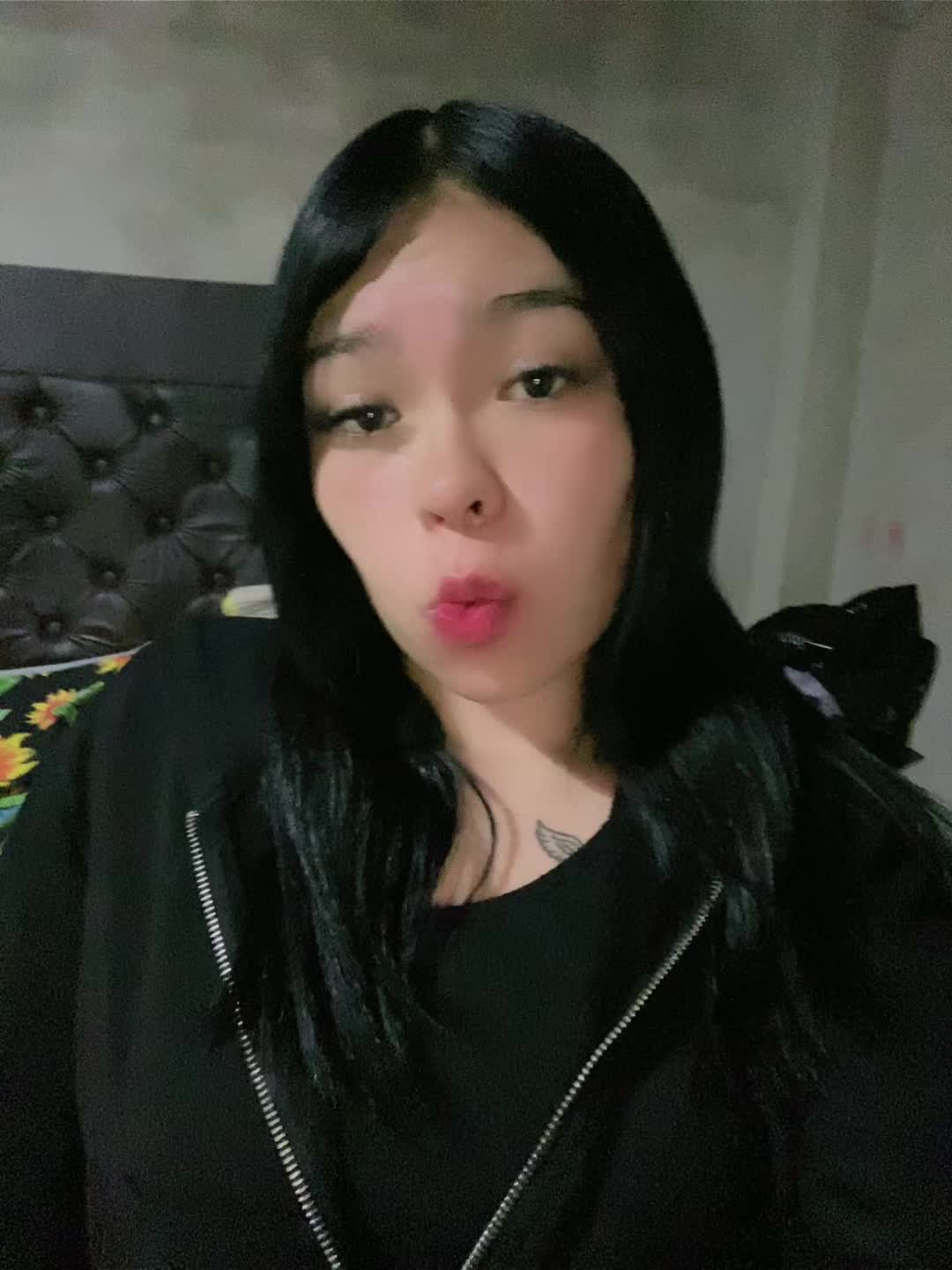 @๐ฐ๐๐๐ ๐ฌ๐๐๐๐๐๐