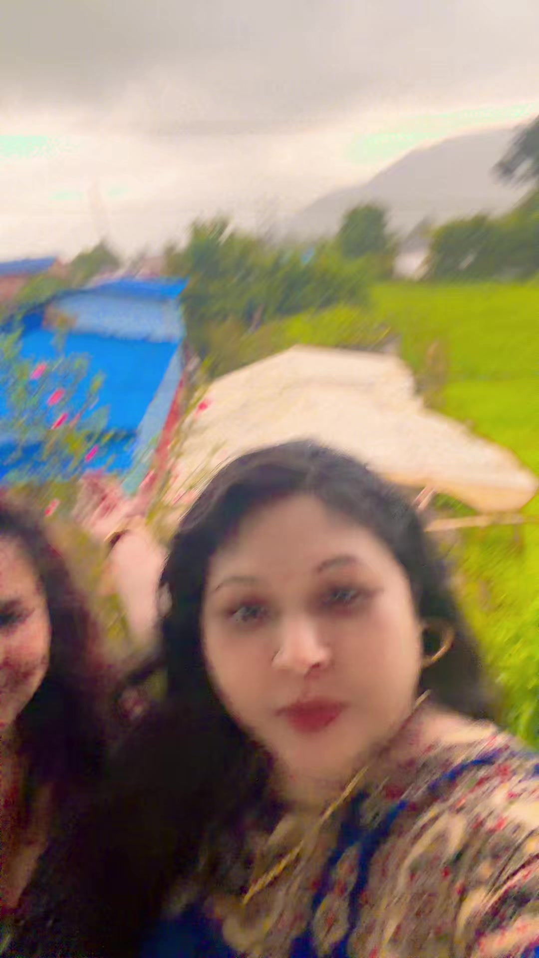 @Poonam Rd Lg