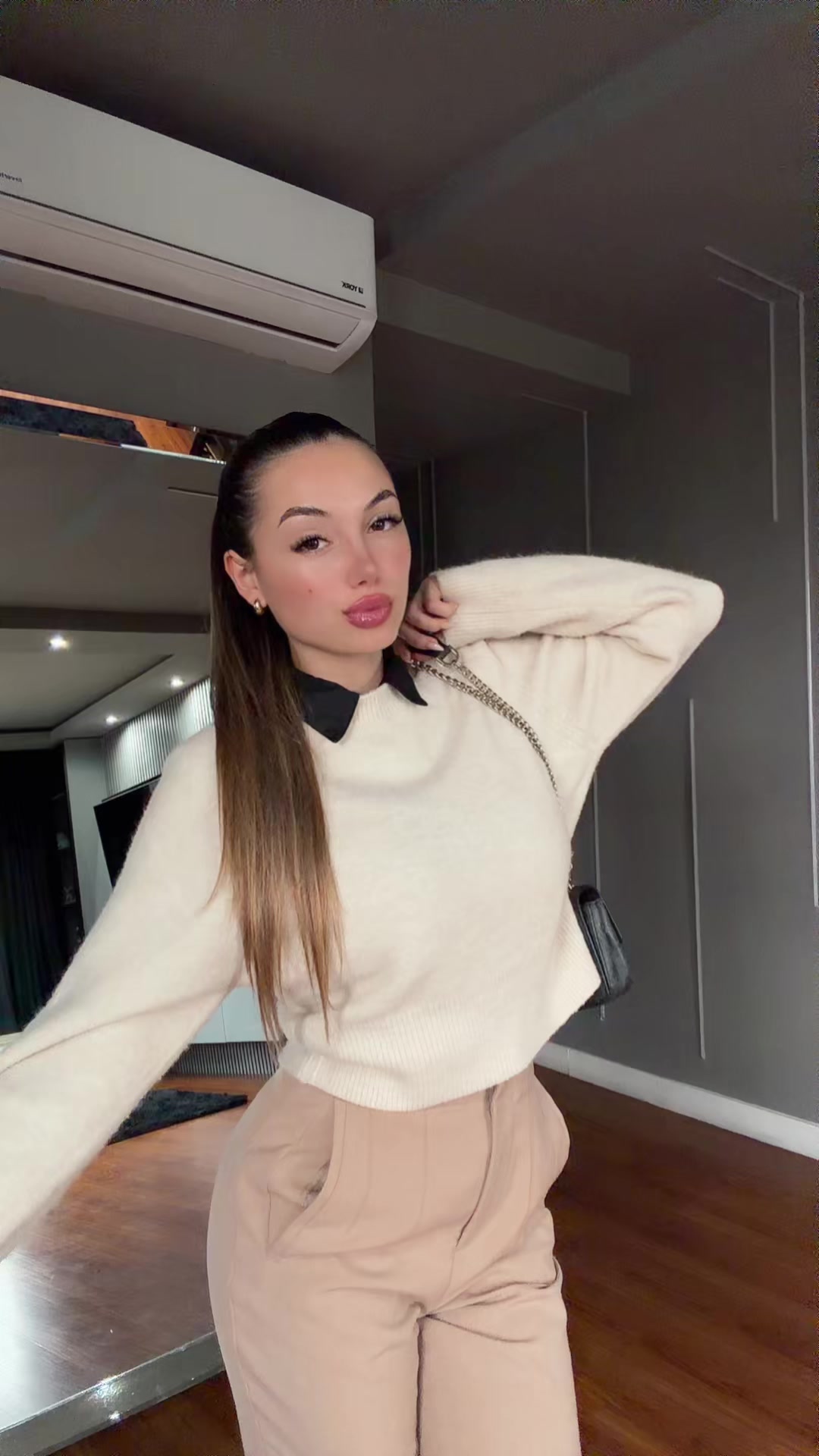 @JuliCicerelli
