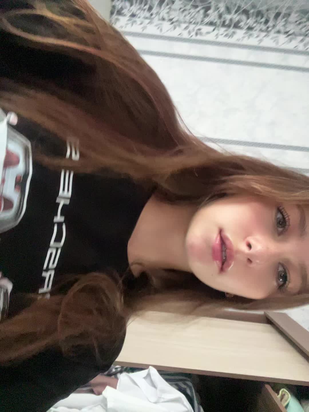 @Машка🎀