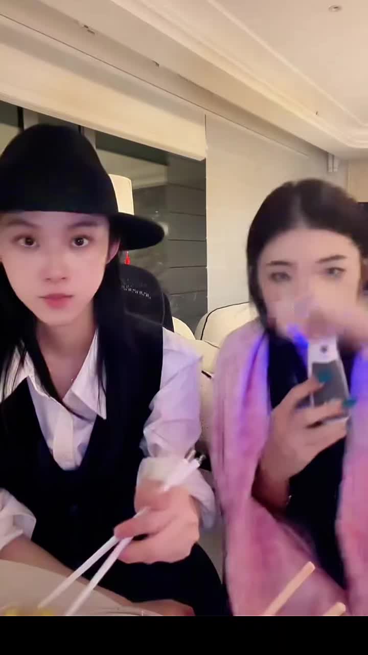@Hushuo ShaoRe 胡说行家(小胡说)