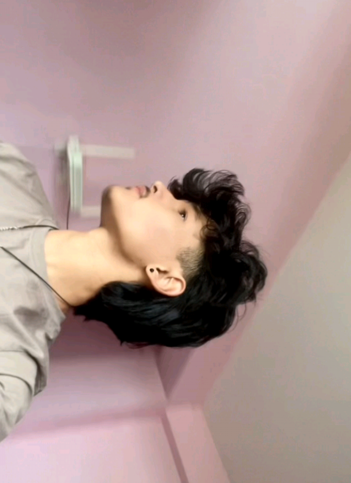 @Leo๐ฑ