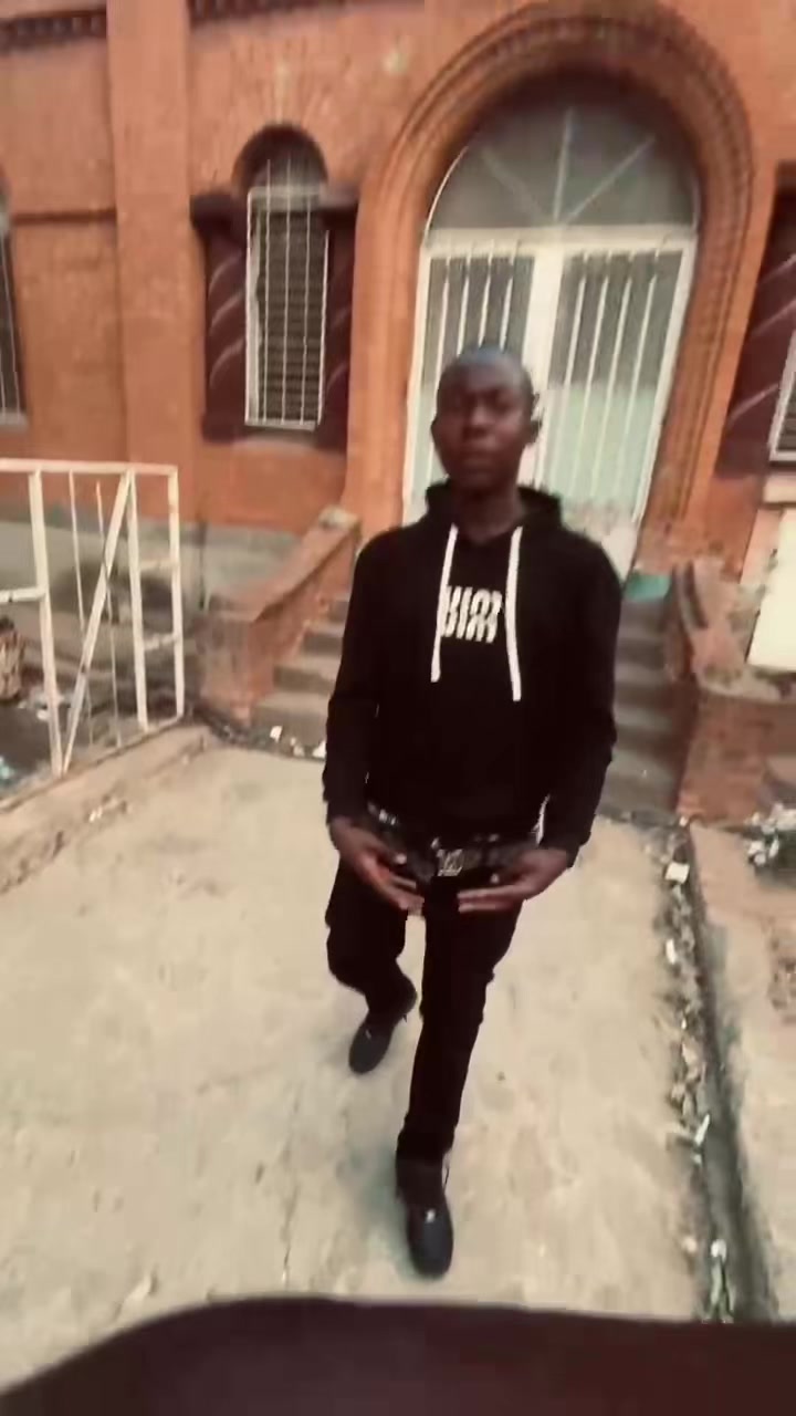 @Bastos 🏴&zwj;☠️