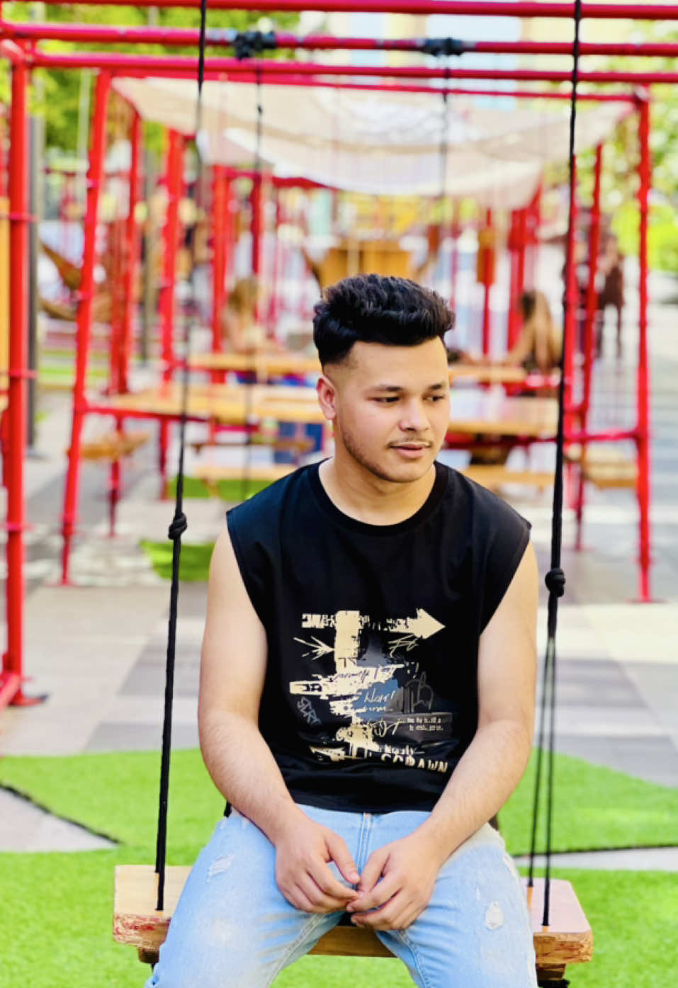 @🤯 J o Y e L 🌸