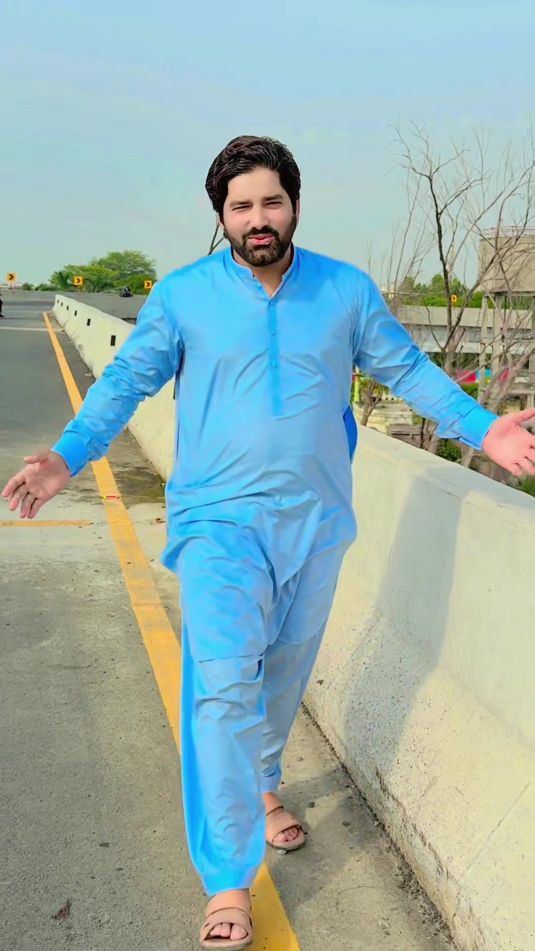 @Raaju Aawara