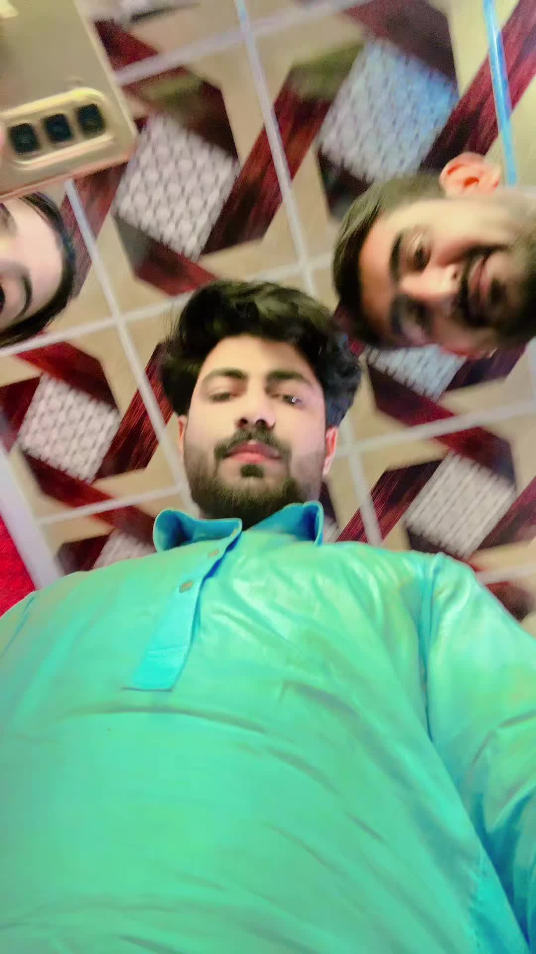 @👑عزیر~Pathan🤍🌼