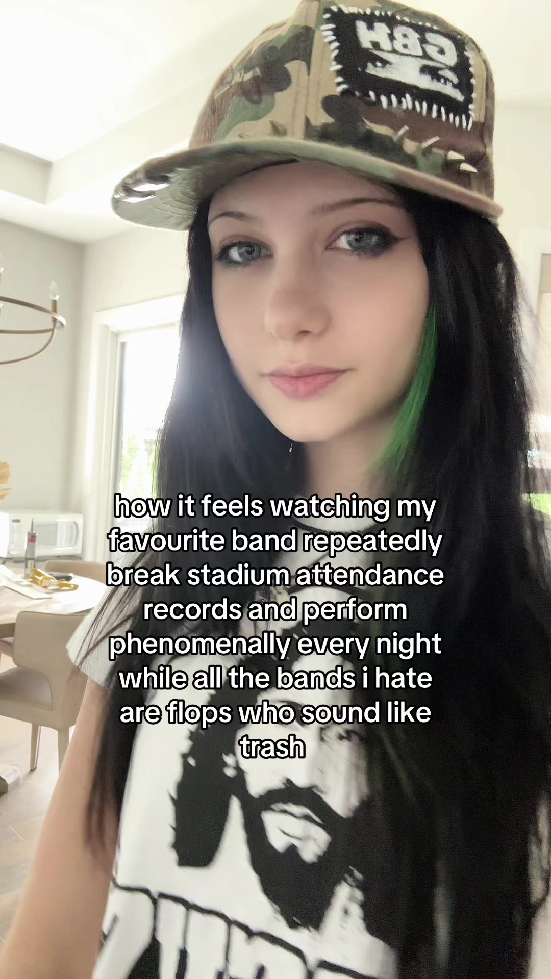 @OLIVIA🦇