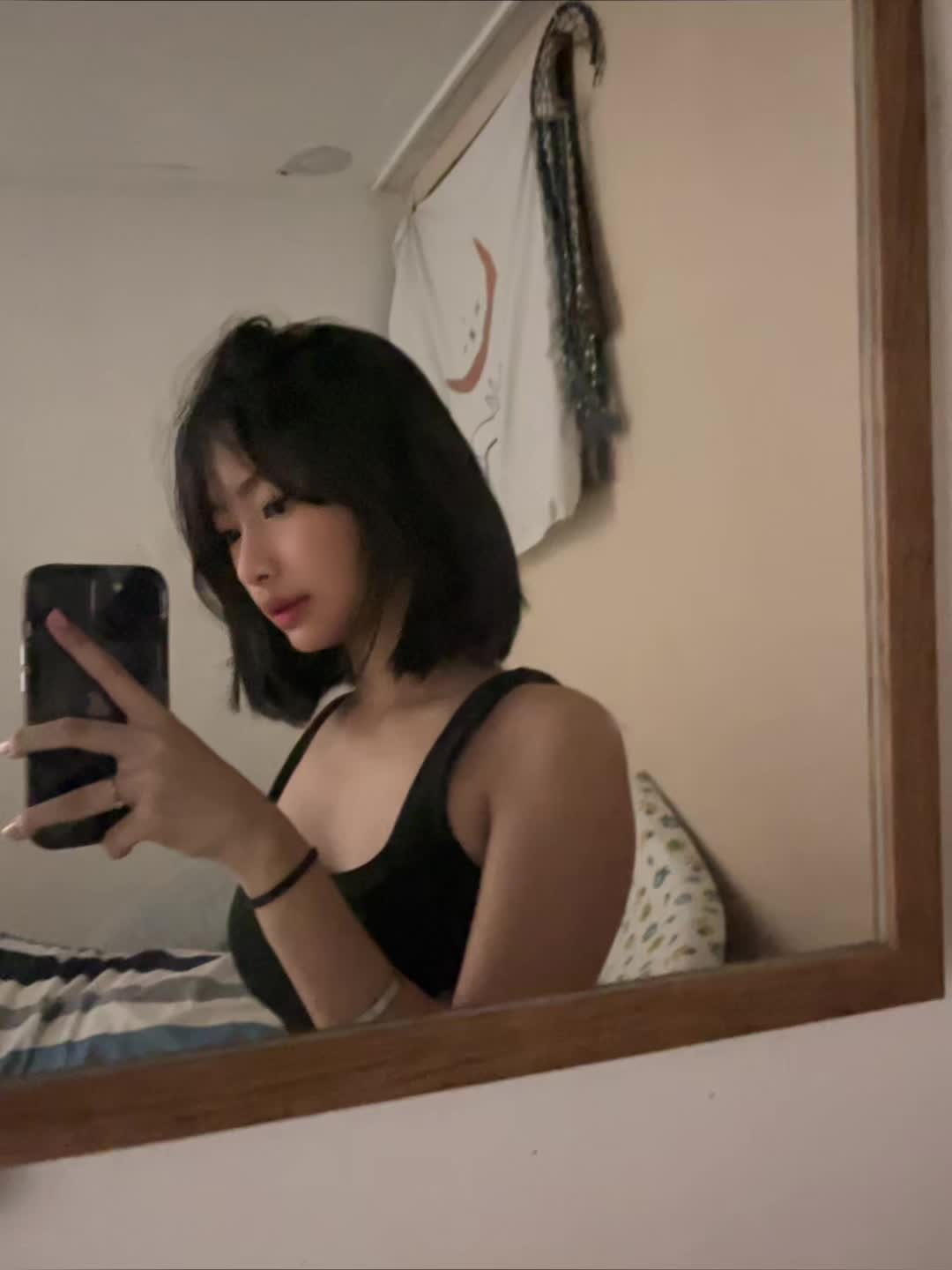 @iya