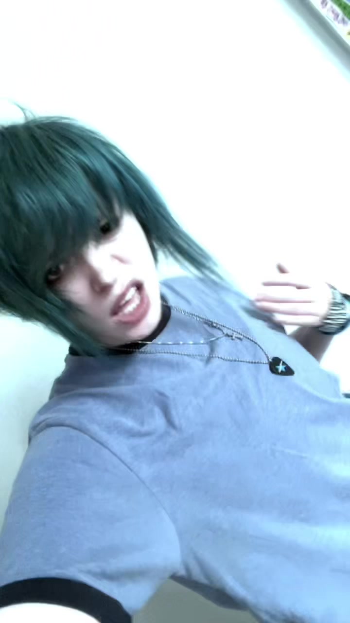 @⋆｡‧˚ʚ GUM ɞ˚‧｡⋆