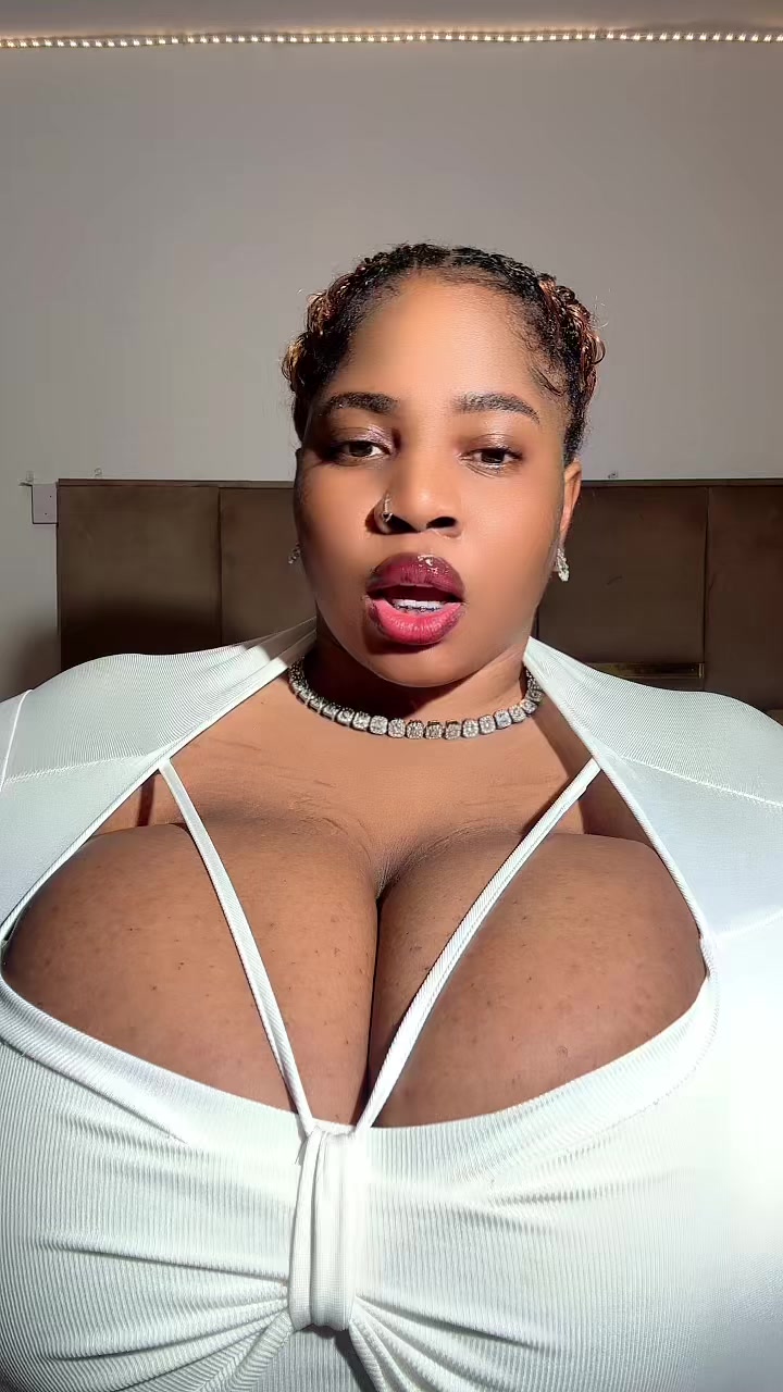 @Burstybella💜