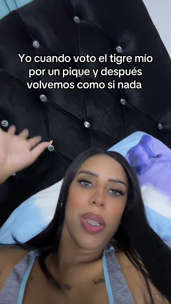 @🫦