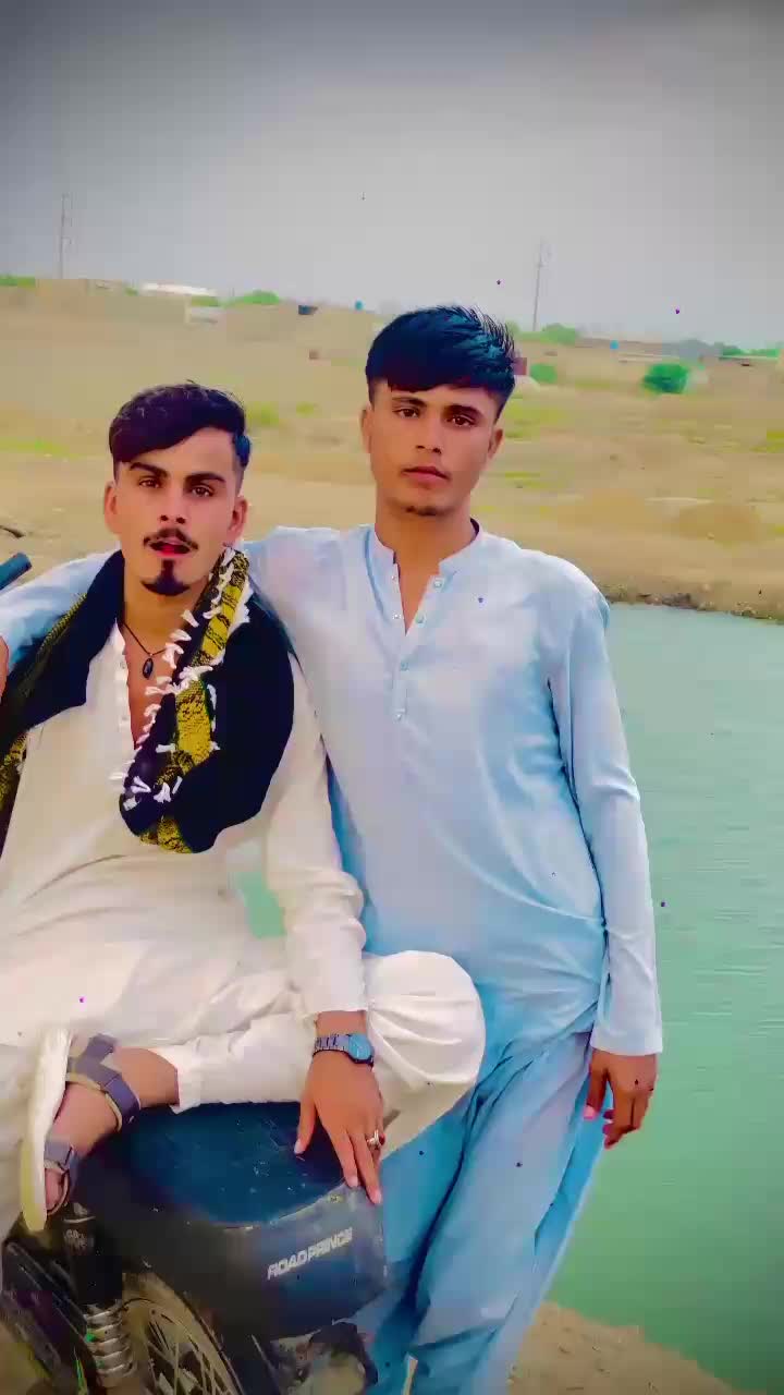 @🇮🇶RK😎 Tawani ✌️ 2 2 2🇮🇶