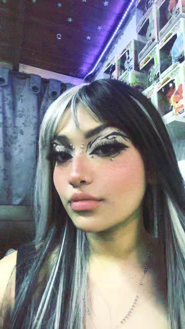 @Maria Juana