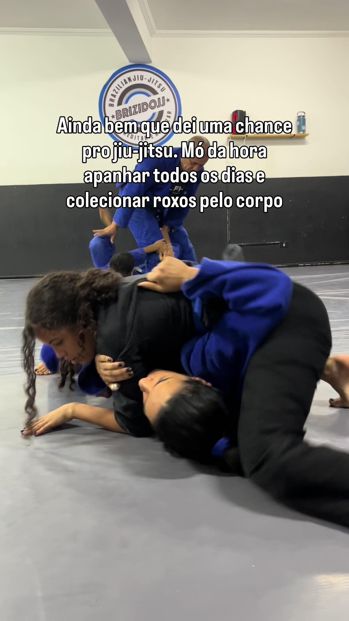 @carolineferreira_04