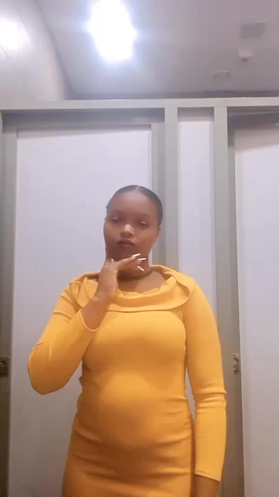 @Fashionable Dee 🥰