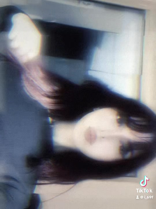 @๐๐ข๐ณ๐ฌ ๐๐ช๐ณ๐ฆ๐ฏ