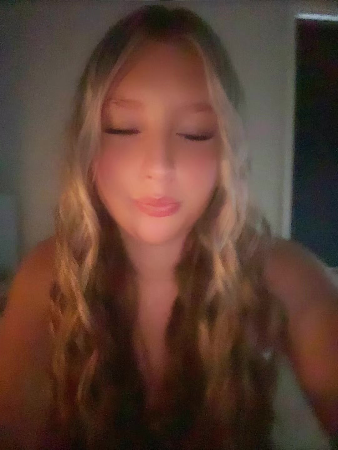 @%