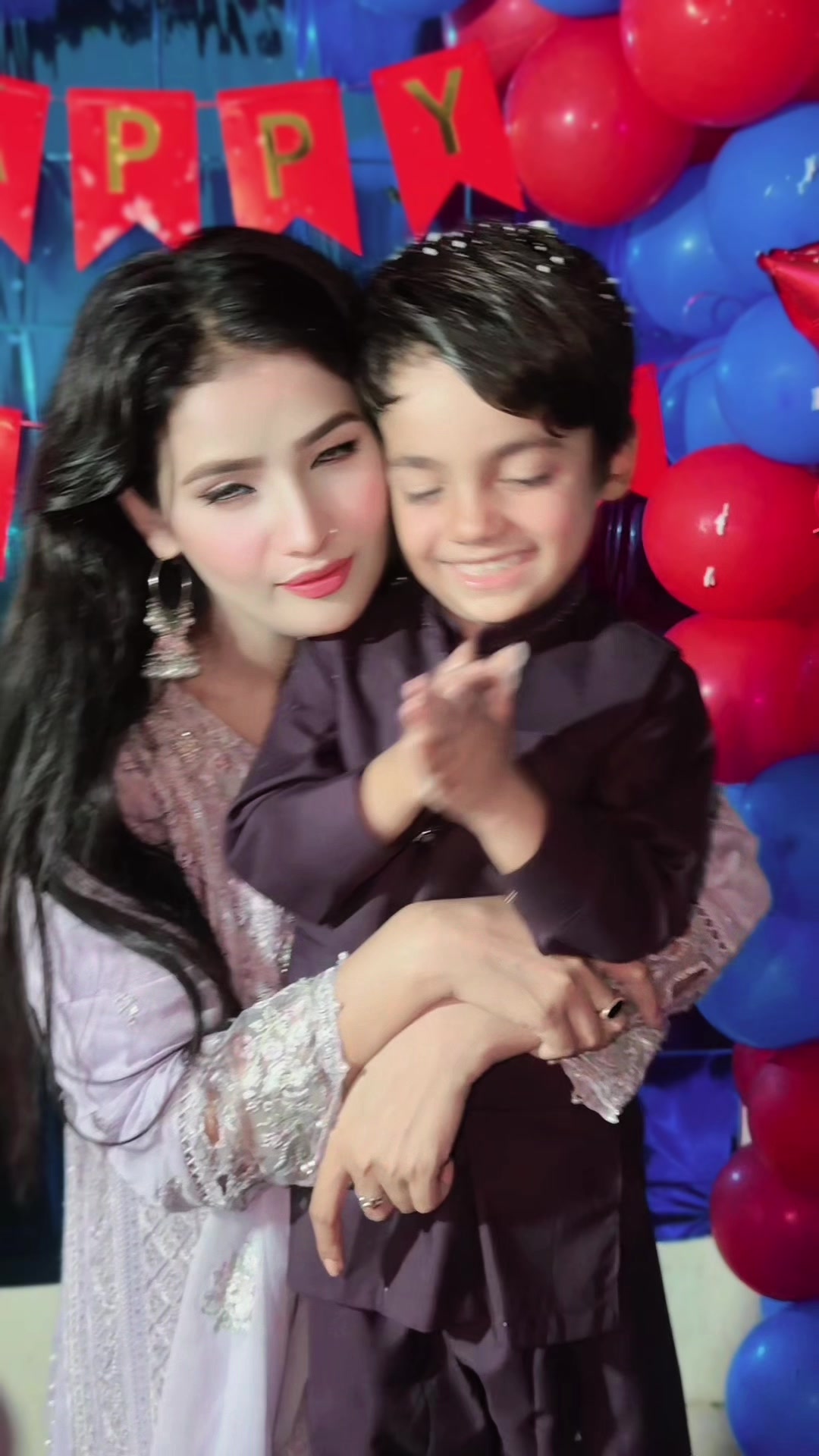 @Sania Khan Actress