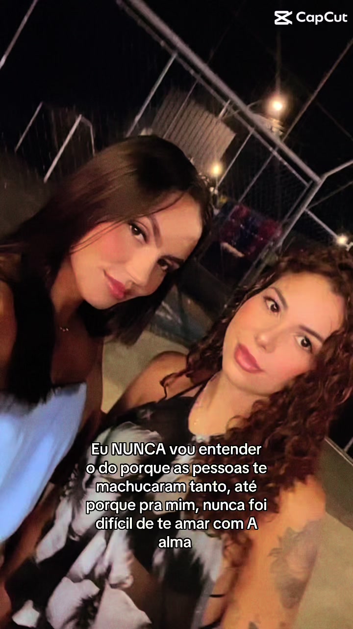 @Ana Blau