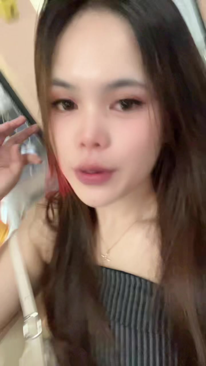 @:)🦋