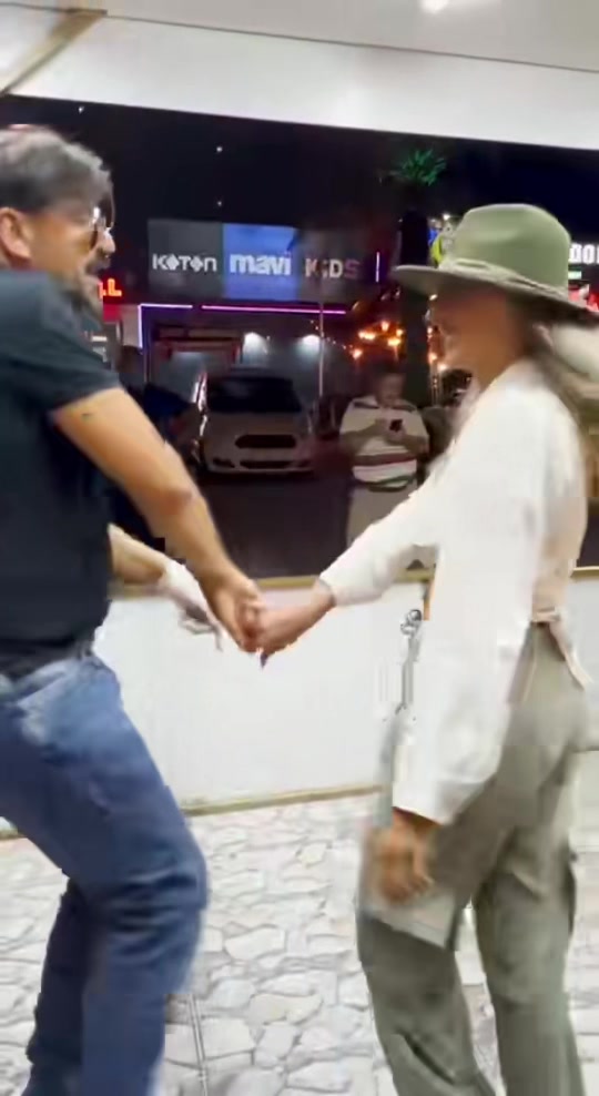 @Çılgın Dondurmacı