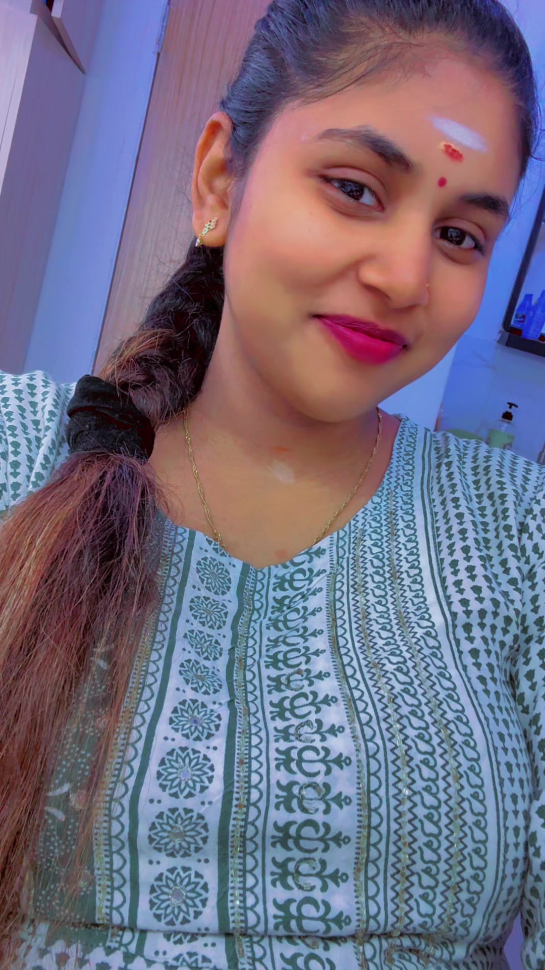 @$Loshna💫♥️