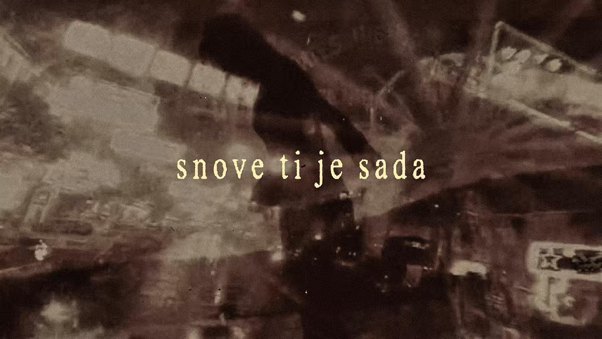 @☾