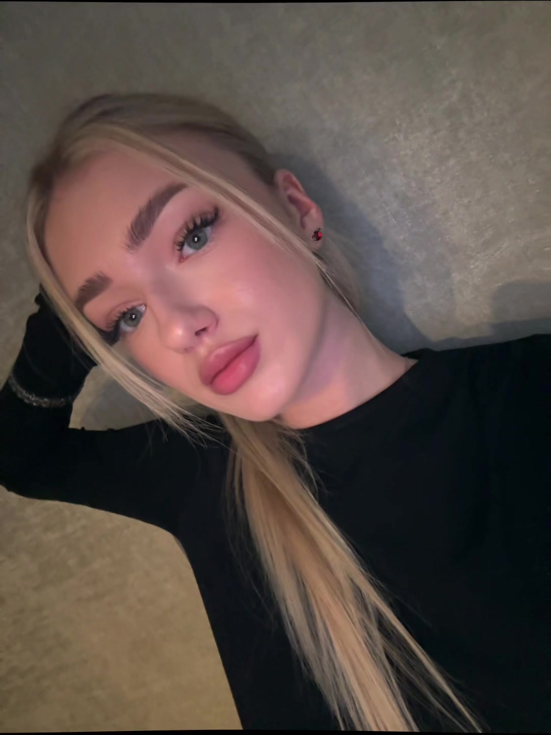 @лера