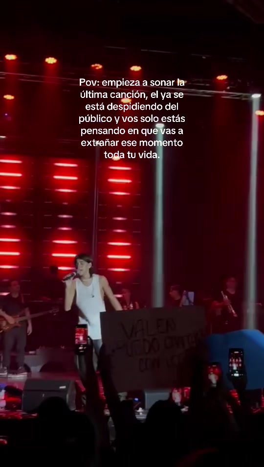 @Cande🖤
