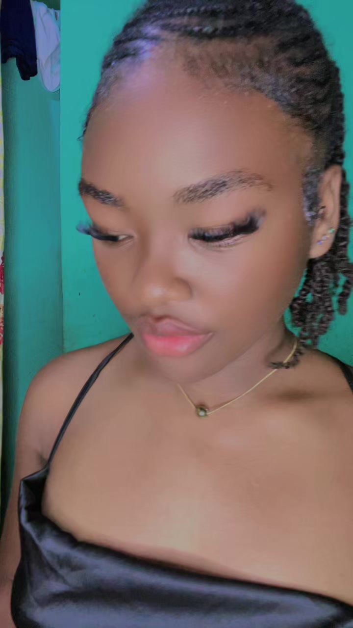 @1curvydeva🫶❤️🔥👣