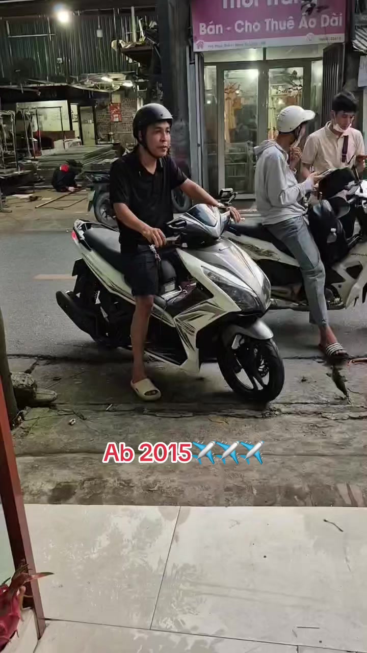 @Xe M&aacute;y Đức Dũng