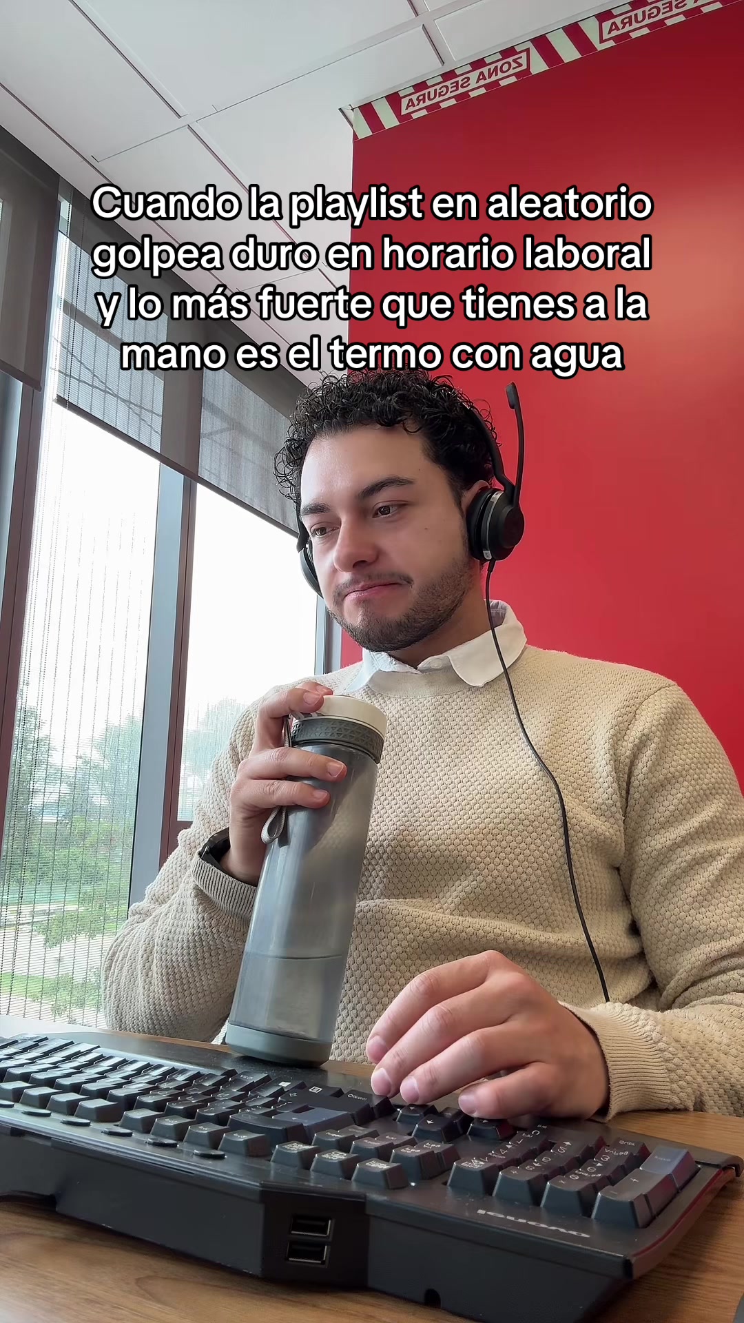 @Keviño